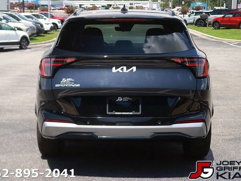 Certified 2026 Kia Sportage SX FWD image 6