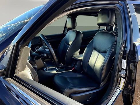 Used 2011 Chrysler 200 Limited image 18