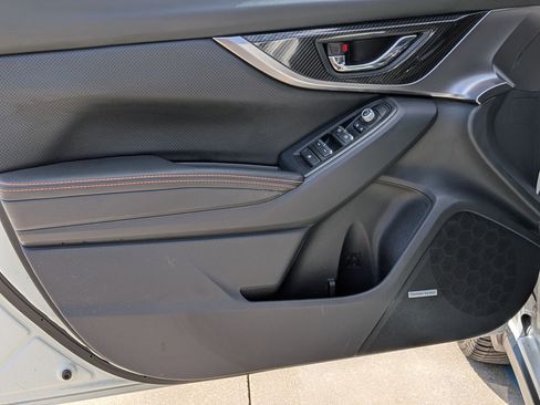 Used 2019 Subaru Crosstrek 2.0i Limited w/ Moonroof Package w/Navigation AWD/4WD image 12