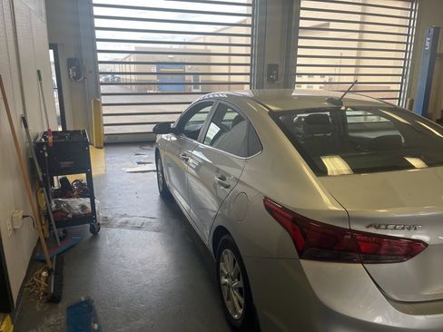 Used 2019 Hyundai Accent SEL FWD image 6