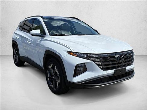 Used 2023 Hyundai Tucson Limited AWD/4WD image 3