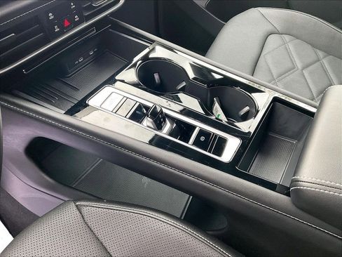Certified 2026 Volkswagen Atlas SE AWD/4WD image 21