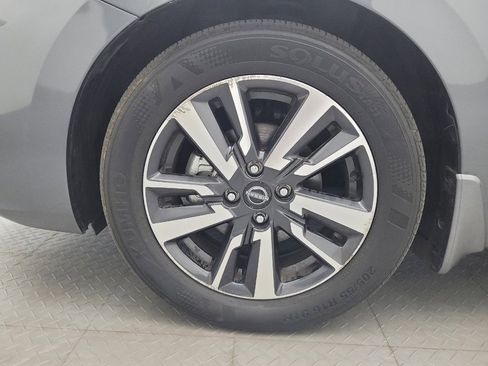 Used 2024 Nissan Versa S w/ S Plus Package FWD image 31