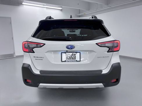 Used 2024 Subaru Outback Limited AWD/4WD image 5