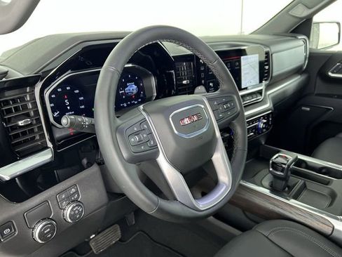 Used 2026 GMC Sierra 1500 SLT w/ SLT Premium Plus Package image 35