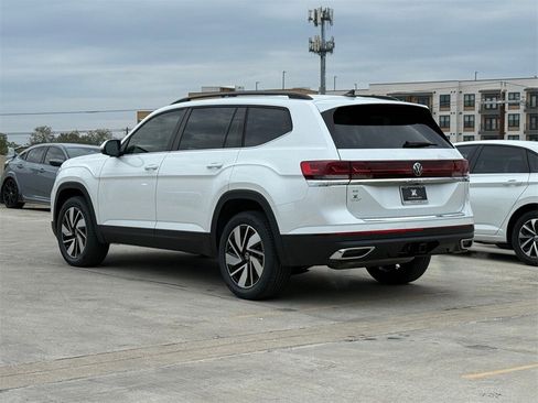 New 2026 Volkswagen Atlas SE image 6