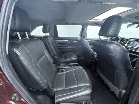 Used 2019 Toyota Highlander Limited image 39