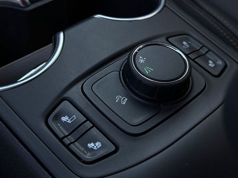 Used 2019 GMC Terrain SLT FWD image 18