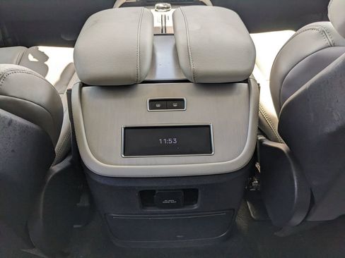 Used 2025 Lincoln Navigator L Reserve image 19