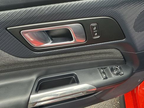 Used 2024 Ford Mustang Coupe image 20