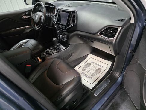 Used 2020 Jeep Cherokee Limited AWD/4WD image 7