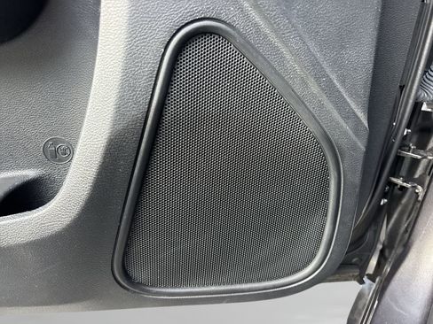 Used 2020 Dodge Charger SXT image 18