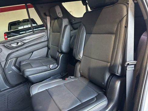 Used 2022 GMC Yukon Denali image 9
