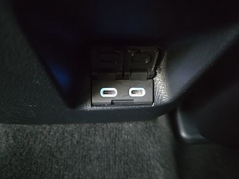 Used 2024 Toyota 4Runner Limited image 55