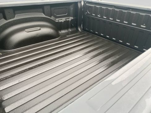 Used 2021 RAM 1500 Laramie AWD/4WD image 30