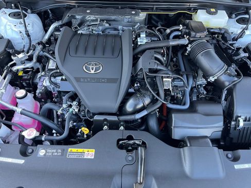 New 2026 Toyota Crown Platinum image 22