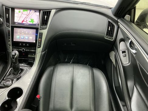 Used 2017 INFINITI Q60 3.0t w/ Premium Plus Package 3.0T AWD/4WD image 25