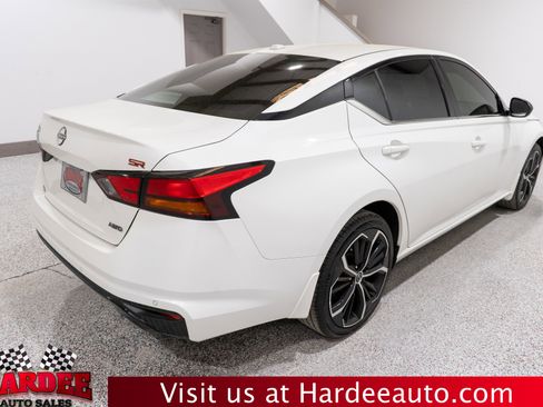 Used 2025 Nissan Altima 2.5 SR image 5