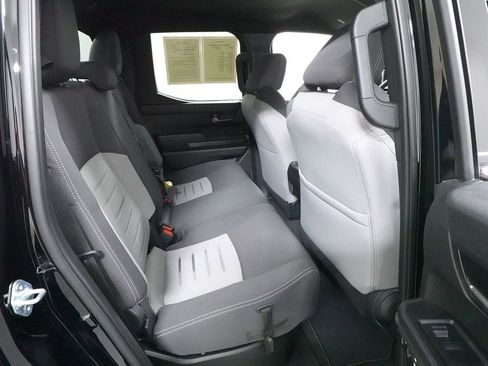 Used 2025 Toyota Tacoma TRD Sport image 27