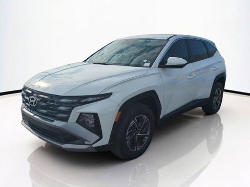 New 2026 Hyundai Tucson Blue SE AWD/4WD image 9