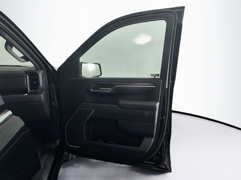 Used 2025 GMC Sierra 1500 SLT AWD/4WD image 30