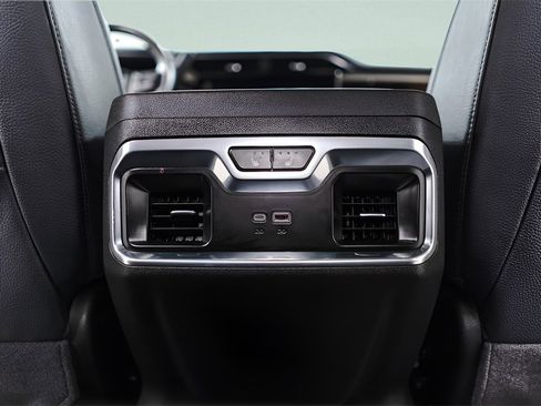 Used 2025 GMC Sierra 2500 Denali w/ Denali Reserve Package image 33