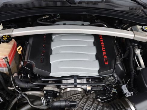 Used 2019 Chevrolet Camaro SS RWD image 16
