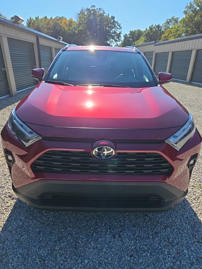 Certified 2022 Toyota RAV4 XLE Premium AWD/4WD image 10
