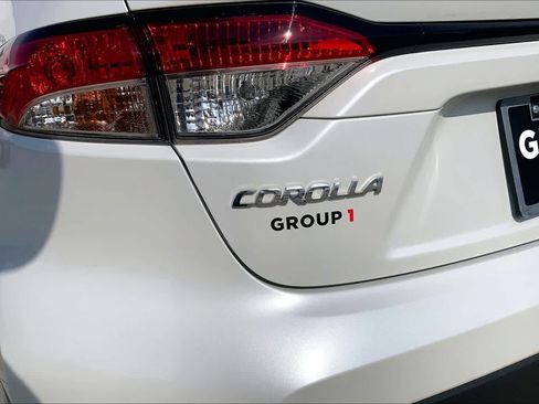 Used 2024 Toyota Corolla LE FWD image 32