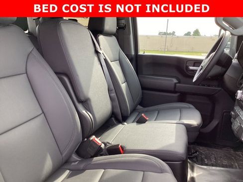 New 2025 GMC Sierra 2500 Pro w/ Convenience Package image 19