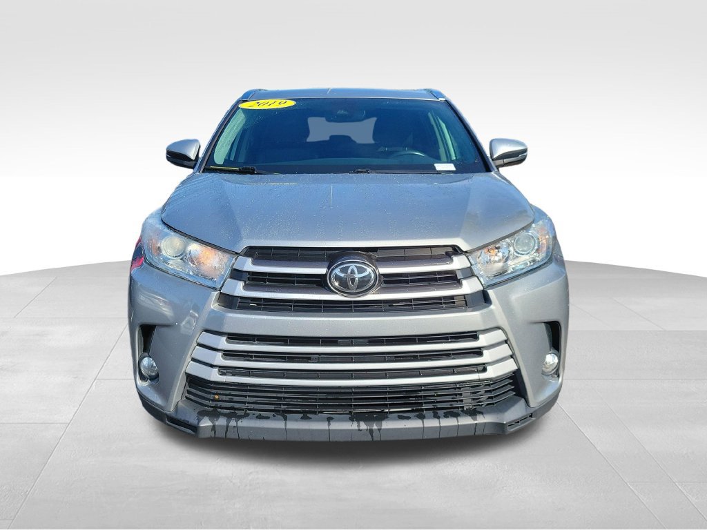 Used 2019 Toyota Highlander XLE FWD image 7