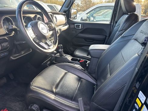 Used 2021 Jeep Wrangler Unlimited Sahara w/ Cold Weather Group image 3