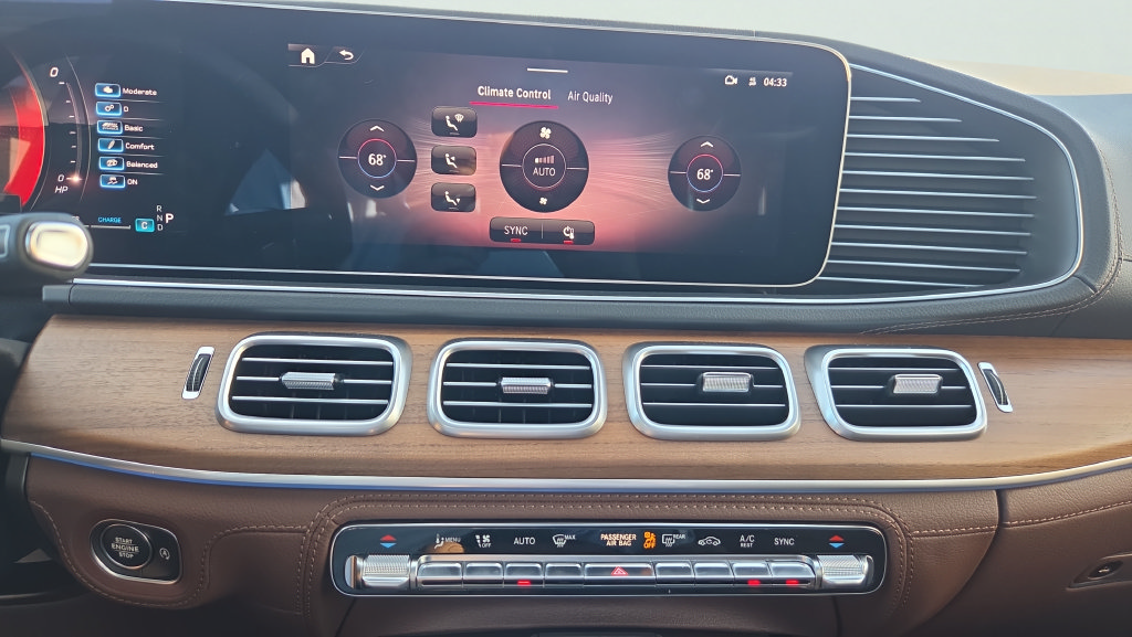 New 2026 Mercedes-Benz GLE 53 AMG 4MATIC Coupe image 15