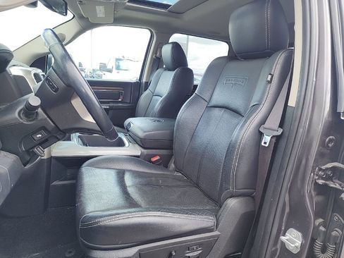 Used 2018 RAM 1500 Laramie w/ Convenience Group image 6