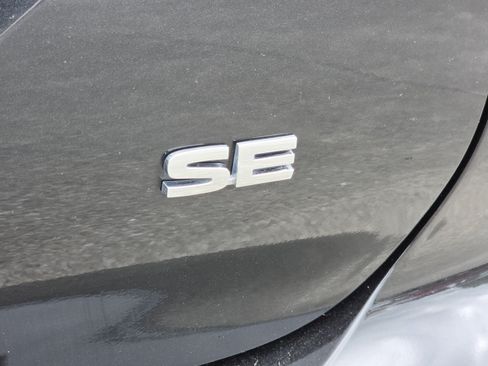 Used 2024 Mitsubishi Outlander SE FWD image 8