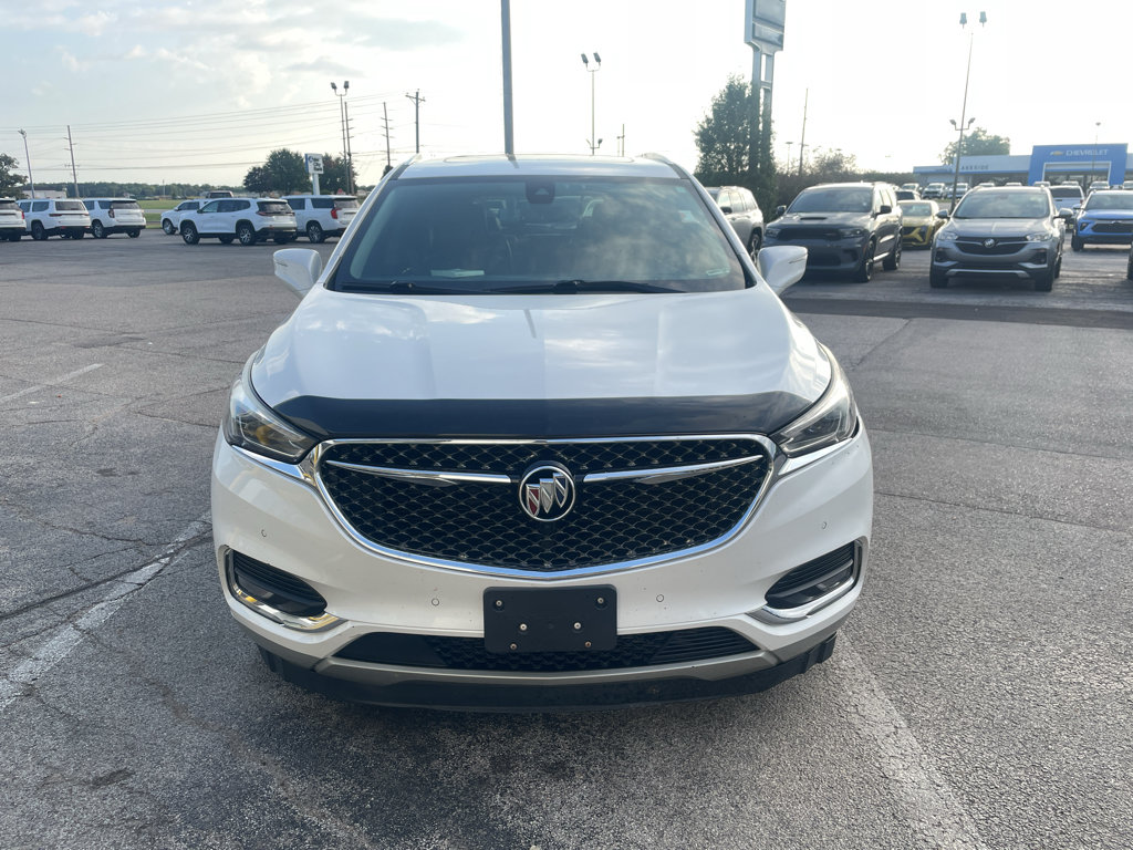 Used 2018 Buick Enclave Avenir w/ Avenir Technology Package AWD/4WD image 2