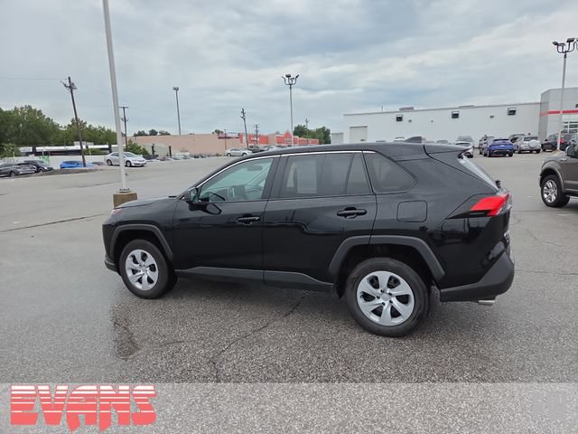 Certified 2025 Toyota RAV4 LE AWD/4WD image 23