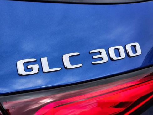 New 2026 Mercedes-Benz GLC 300 4MATIC image 14