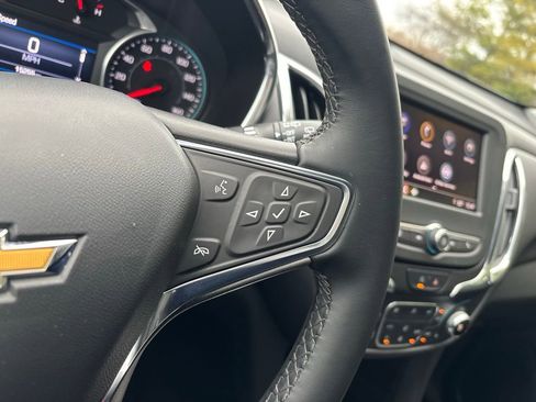 Used 2024 Chevrolet Equinox LT w/ LPO, Floor Liner Package image 29