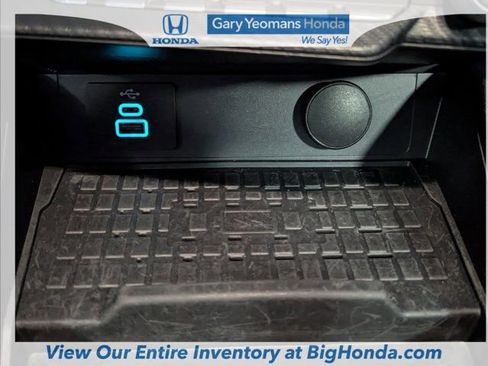 Used 2024 Ford Mustang Premium image 28