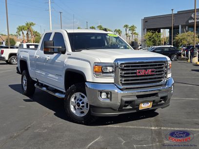 Used 2017 GMC Sierra 2500 SLE w/ HD SLE Preferred Plus Package