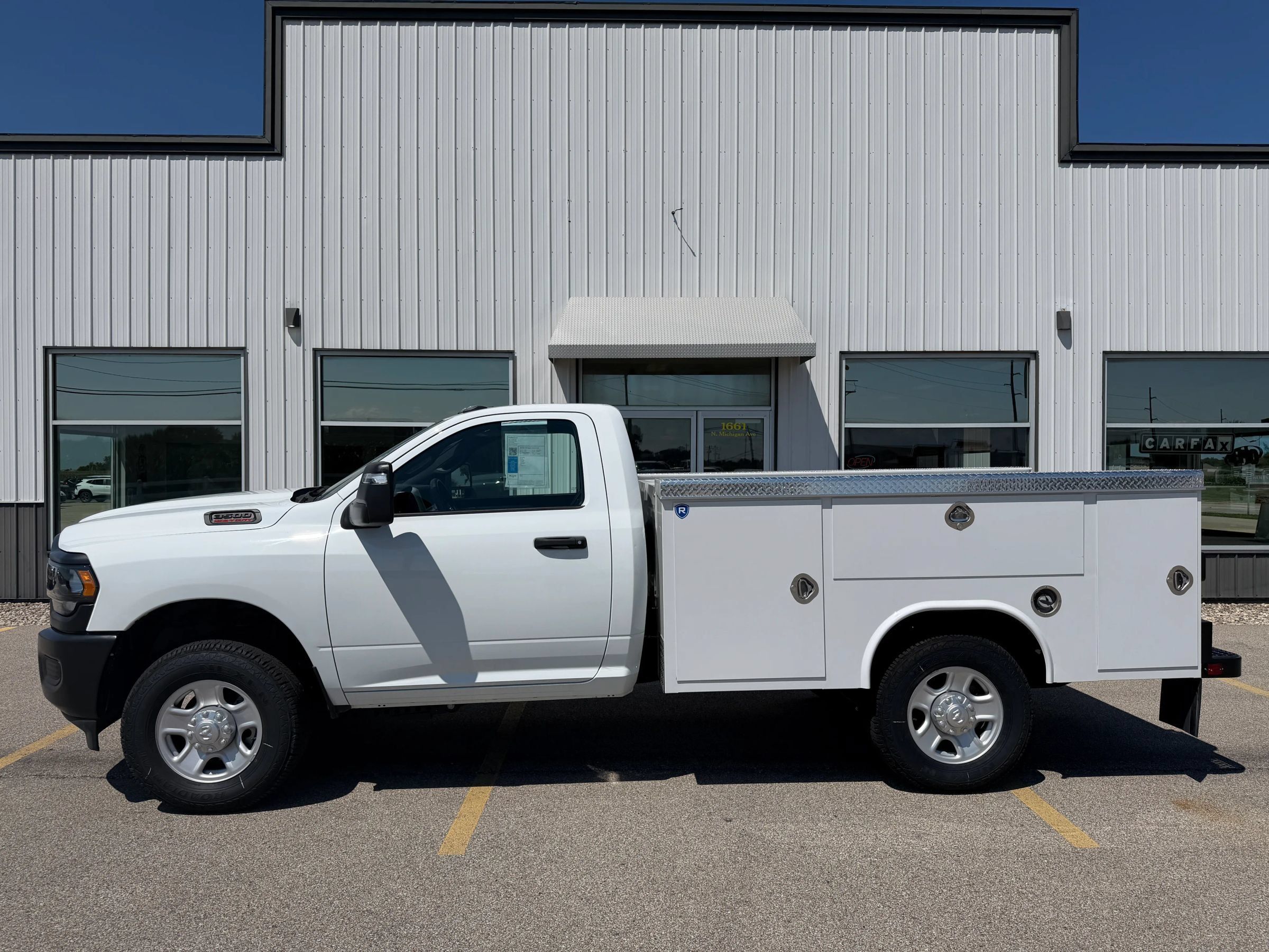 Used 2024 RAM 3500 Tradesman AWD/4WD image 1