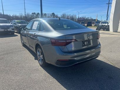 Used 2024 Volkswagen Jetta SE