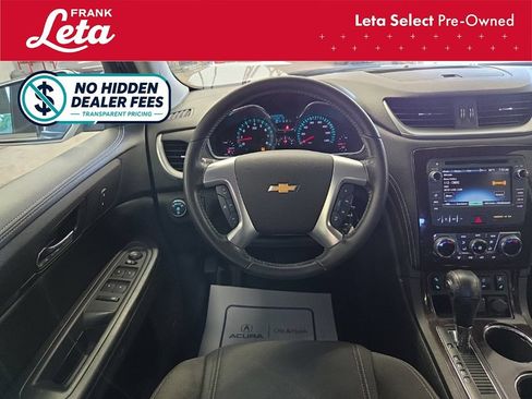 Used 2017 Chevrolet Traverse LT FWD image 17