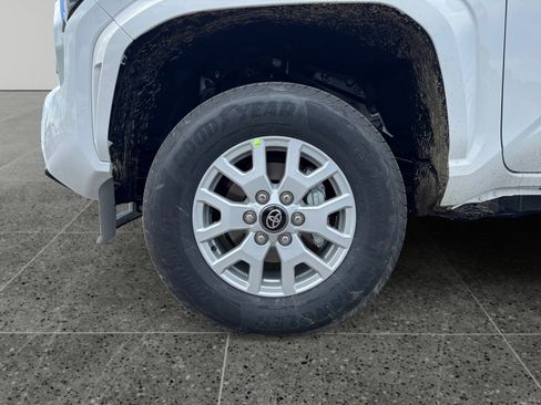 New 2026 Toyota Tacoma SR AWD/4WD image 10