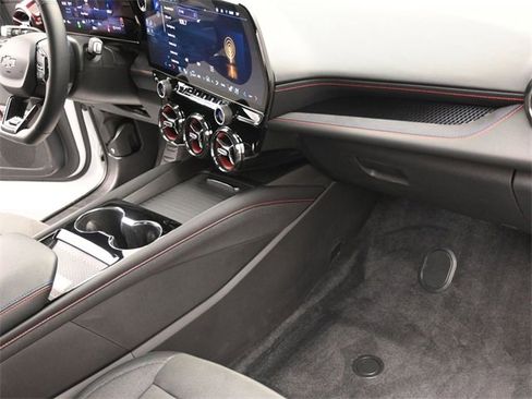Used 2024 Chevrolet Blazer EV RS image 29