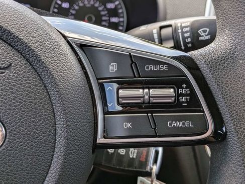 Used 2020 Kia Optima LX FWD image 23