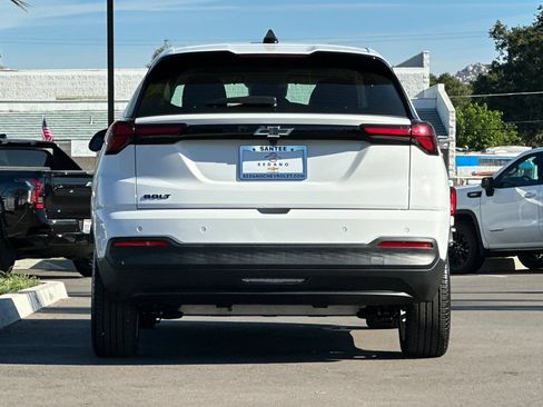 New 2027 Chevrolet Bolt LT w/ Comfort Package FWD image 5
