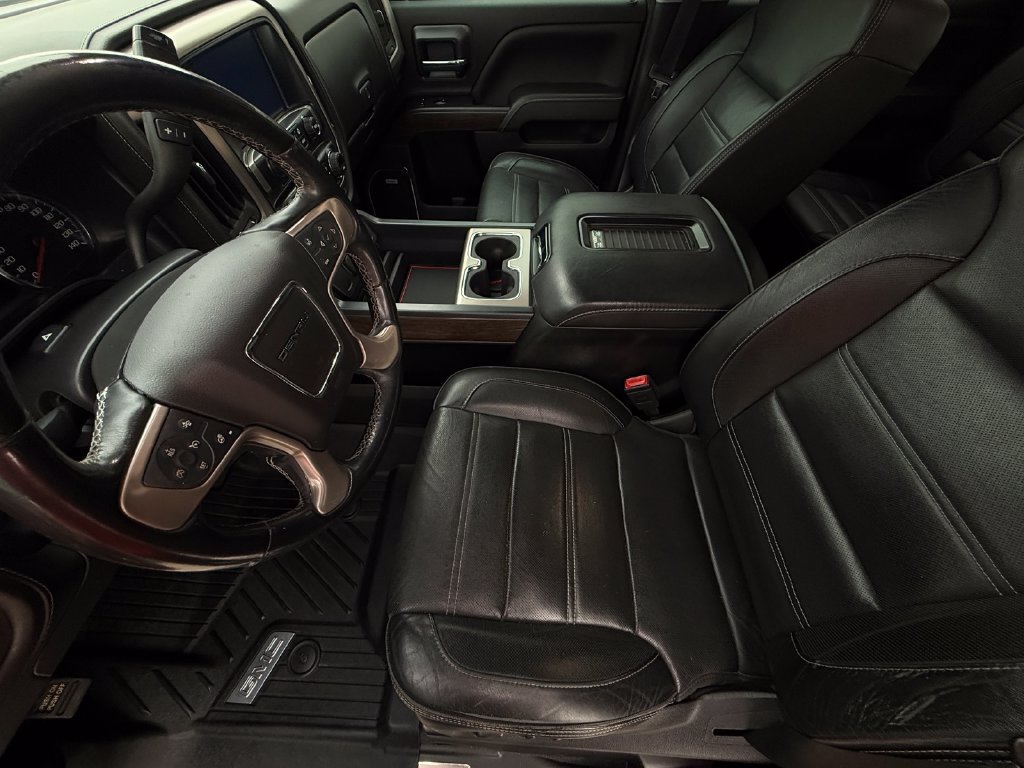 Used 2019 GMC Sierra 2500 Denali w/ Duramax Plus Package AWD/4WD image 11
