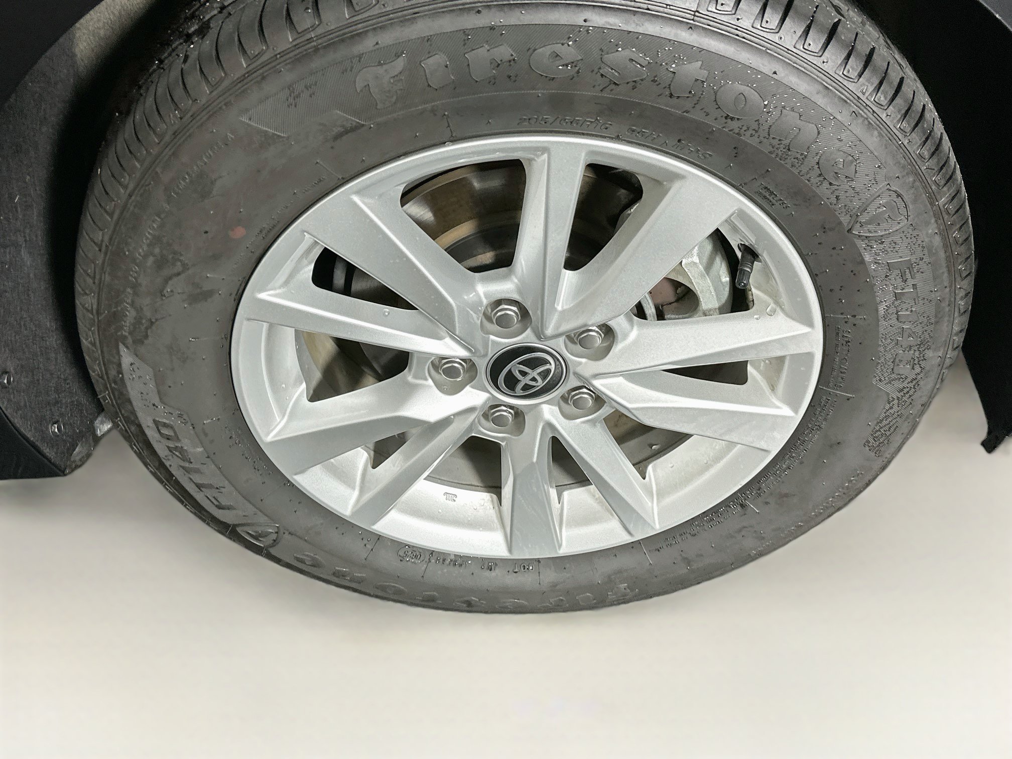 Used 2025 Toyota Camry LE FWD image 11